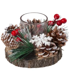 Kerzenhalter Auf Baumscheibe Mit Roten Beeren Und Zapfen